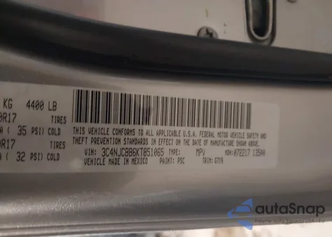 2019 Jeep Compass Latitude Fwd from USA, damaged, VIN 3C4NJCBB6KT851065